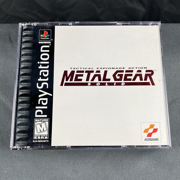 PlayStation 1 | Metal Gear Solid Tactical Espionage Action - Picture 1 of 10
